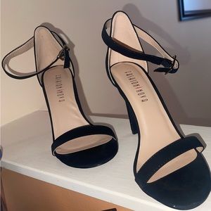 Black Suede Fashion Nova Heels size 8